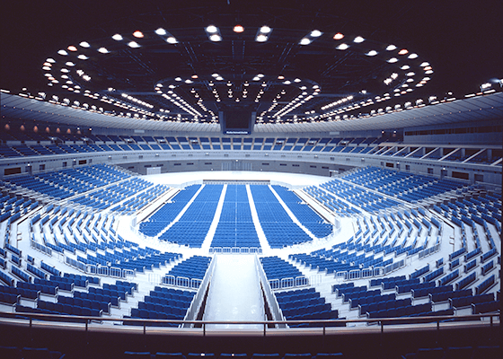 Photograph of a retractable seat layout for a show stage