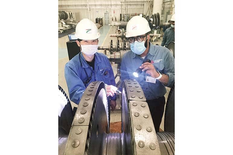 Visual inspection of the turbine rotor at the shared factory