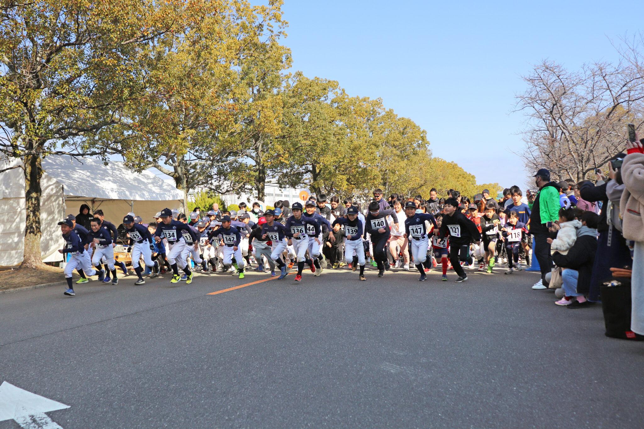 The young, energetic runners of the Mini Marathon