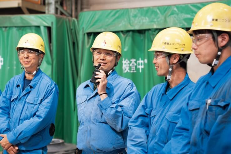 We have free talking time in our Friday morning meetings! This helps to improve communication and presentation capabilities within the team.