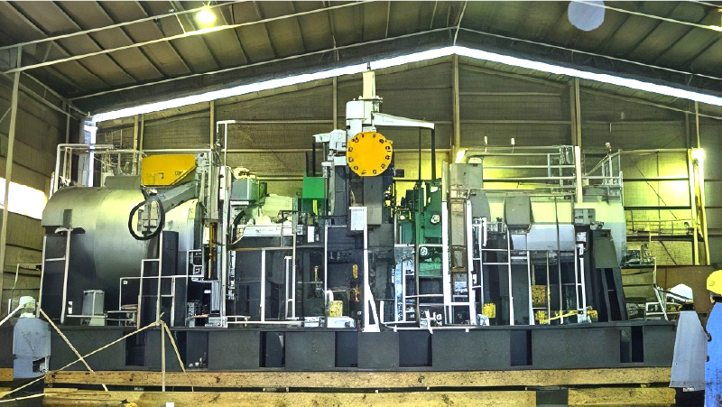 Methanol synthesis gas compressor and both shaft end drive steam turbine