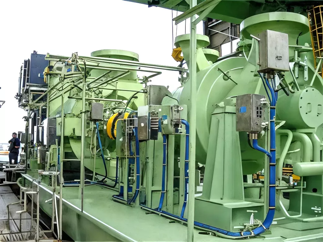 End flash gas compressor