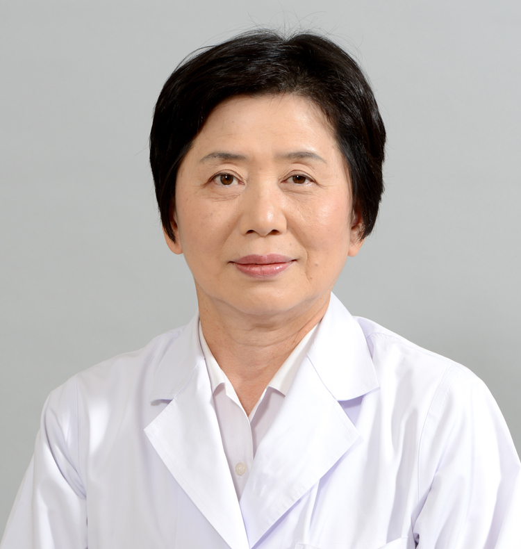 写真：佐々木　順子　名誉院長