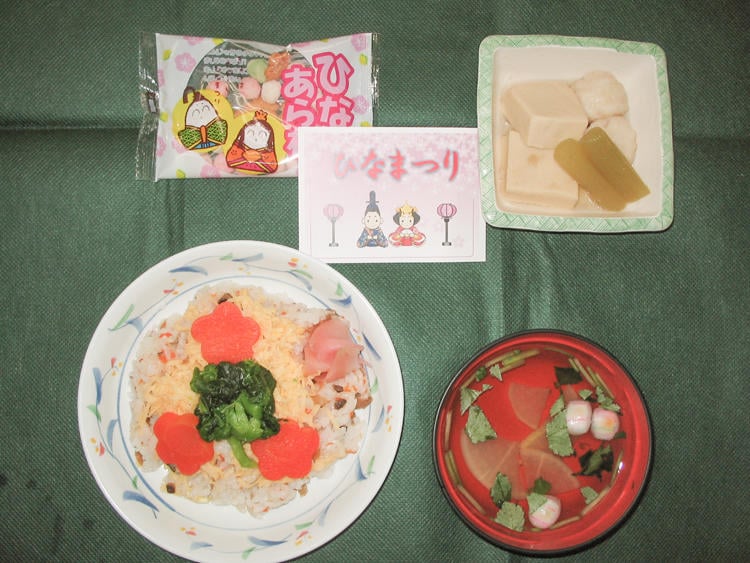 写真:行事食 3月3日 ひなまつり