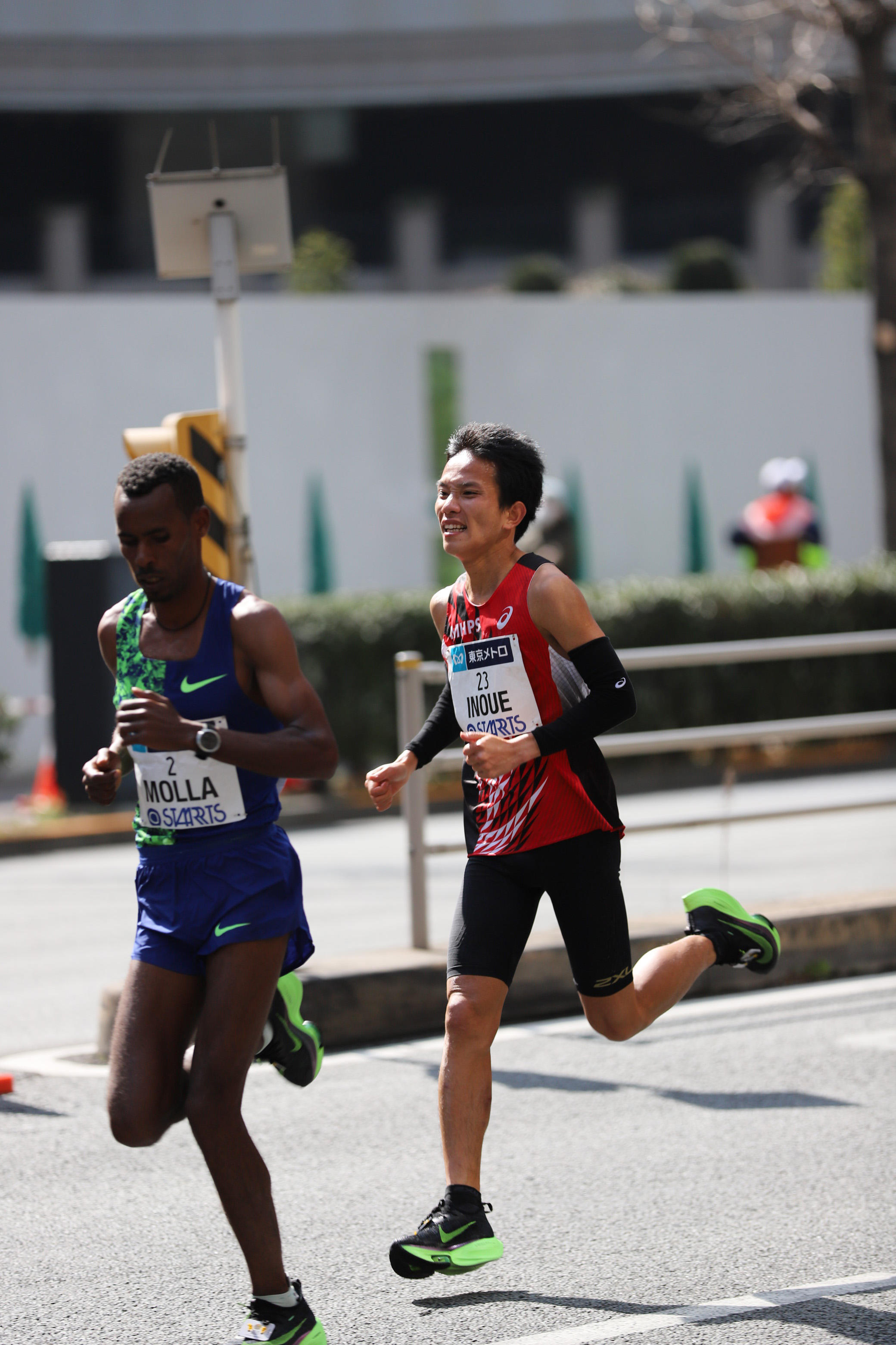 井上選手