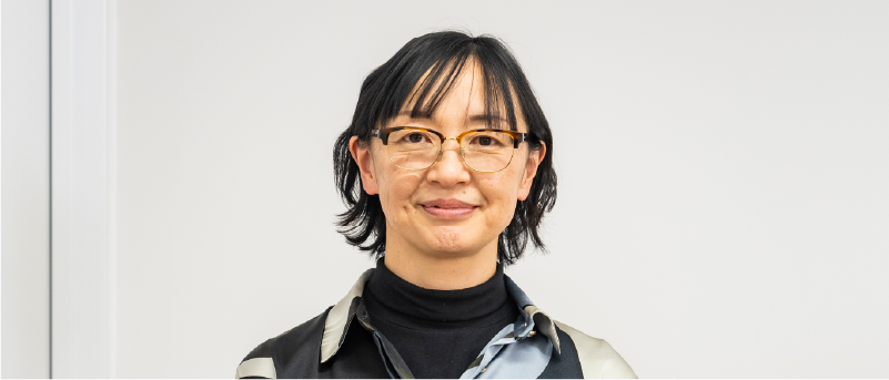 女性社員の写真
