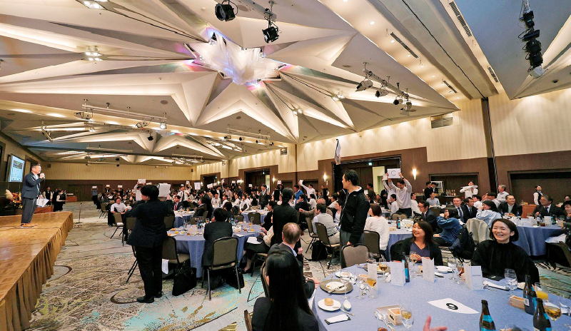 会場を巻き込んだクイズ大会も。会場は終始笑顔と歓声に包まれていました