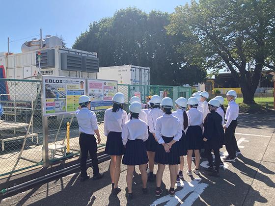 工場見学の様子