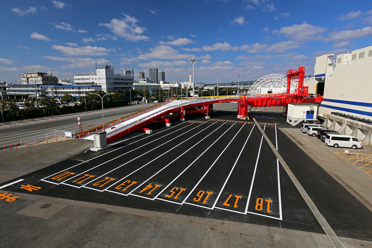 【船用用搭載装置系】 車両乗船用(特殊・一般)可動橋
