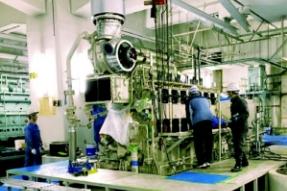 陸上用エンジン及び発電機 メンテナンス事業