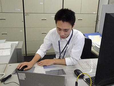 設計(電気・電子) 依田 朋哉