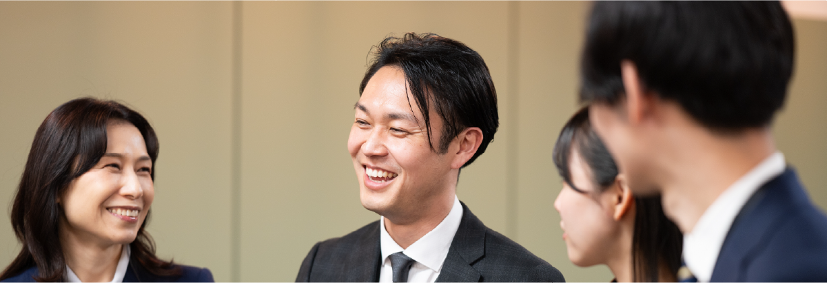 先輩社員インタビュー