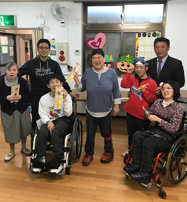 With users of Minami Welfare Home Mutsumi