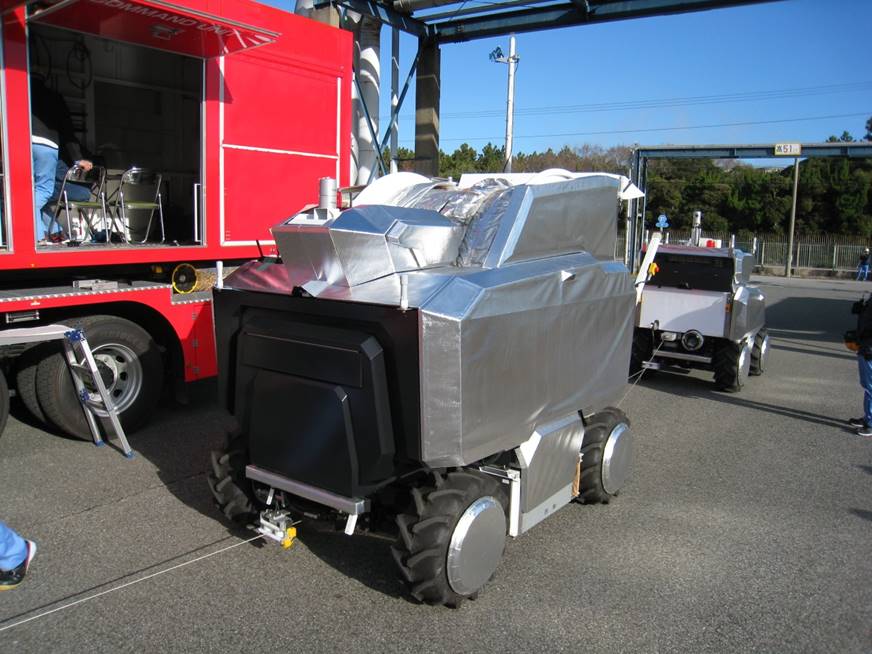 ホース延長ロボット