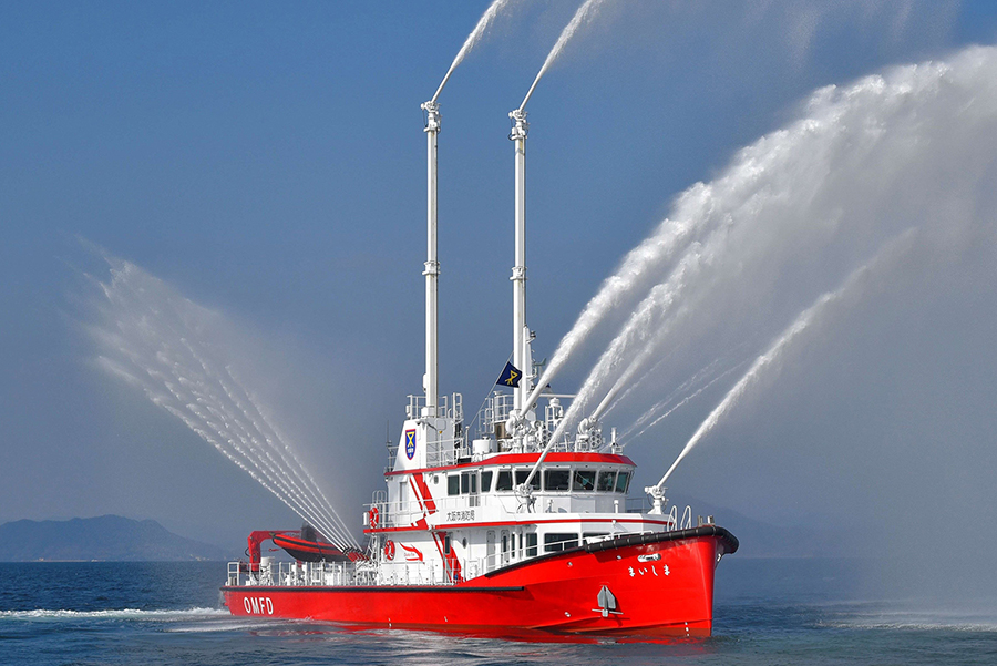 マリン　ガイド　(潜水作業艇) 防災・25人乗り】津波救命艇シェルター『+CAL25F』 | ミズノマリン