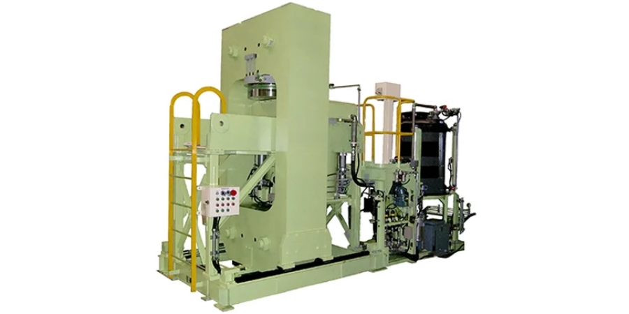 冷間等方圧加圧装置（CIP）