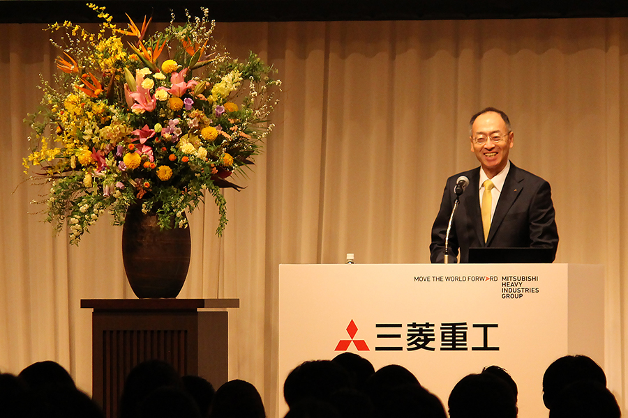 MHI President Eisaku Ito Offers Words of Encouragement to New Employees at the Company's 2025 Welcoming Ceremony