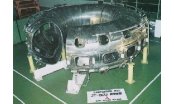 日本原子力研究所　JT-60U