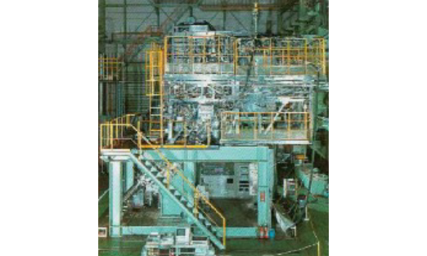 JT-60 4-pellet pneumatic injector