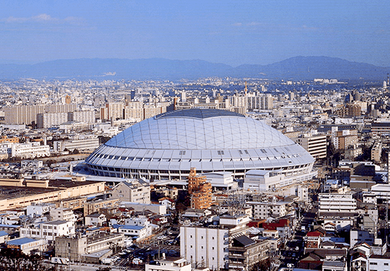 Photograph of Nagoya Dome (moving system for domes and stadiums)