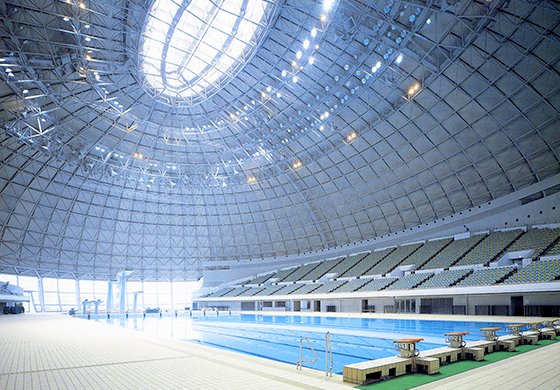 Photograph of Osaka Prefectural Kadoma Sports Center (Towa Pharmaceutical RACTAB Dome) (floor conversion system for swimming pools)