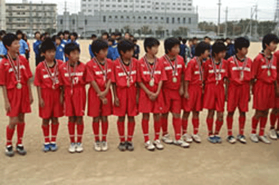 優勝した平岡北サッカークラブ
