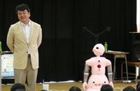 conducted science classes using the wakamaru robot