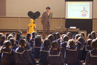 science classes using the wakamaru robot