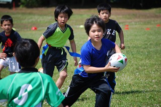 春の相模原タグラグビー大会・試合の様子