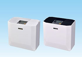 【ハイブリッド加熱気化式加湿器　SHK50KRA-W（左）, SHK50KRA-K（右）】