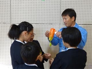 ドライヤーを使って空気の流れを確認