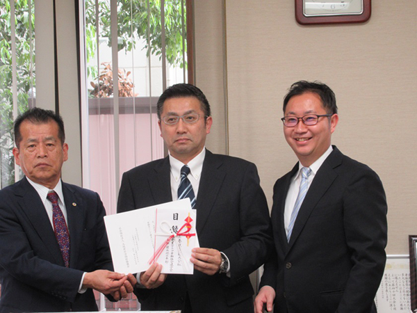 Presentation at the Osaka Prefectural Social Welfare Council