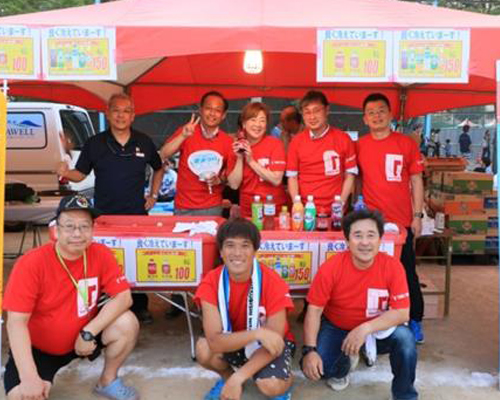 Selling TFT beverages at an event at the Takasago Works