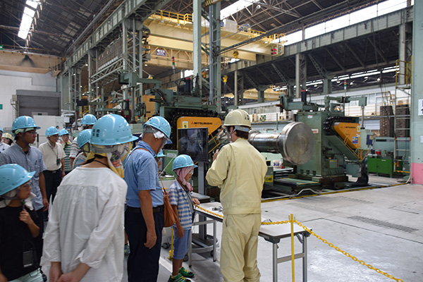 Observing how turbines are manufactured