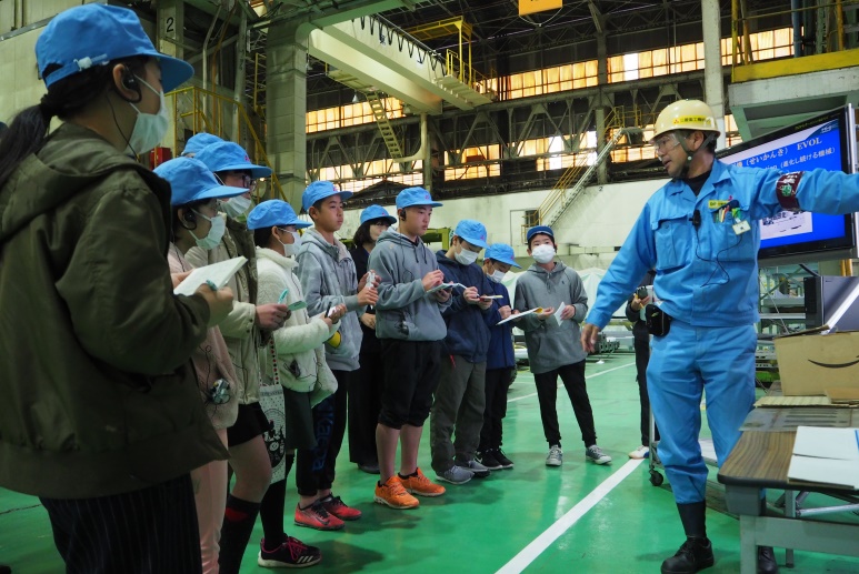 段ボール製造機械の工場見学