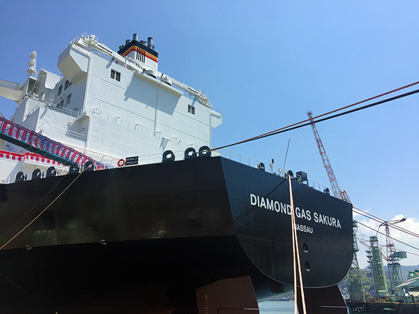 次世代LNG運搬船「Diamond Gas Sakura」