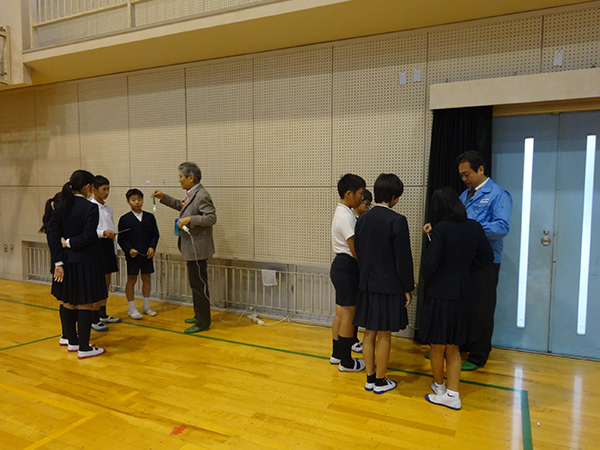 Learning about air currents, using a hair dryer