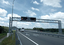 ITS (高度道路交通システム)                                                                 [ 交通システム ]
