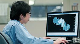 Photo:Crankshaft's strength being analyzed on a 3D CAD system.