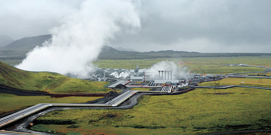 写真：レイキャビクエナジー社・ヘッドリスヘイディ地熱発電所（アイスランド）