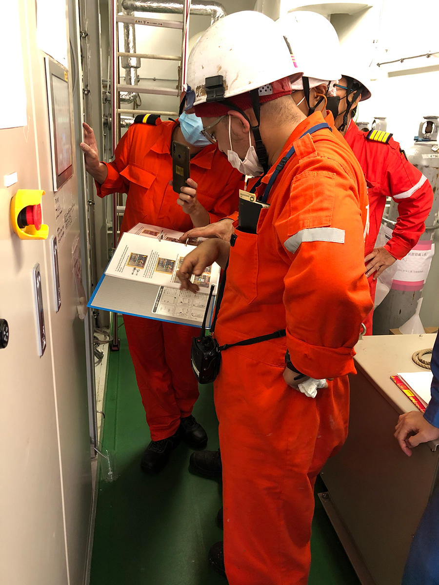 Operation of Marine-based CO<sub>2</sub> Capture System by the ship crew