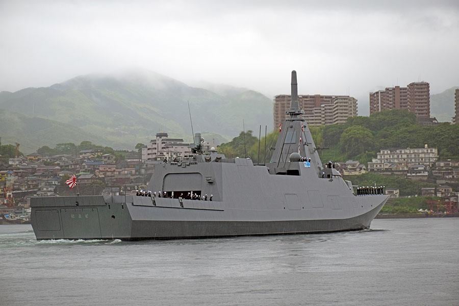 3,900トン型護衛艦「によど」