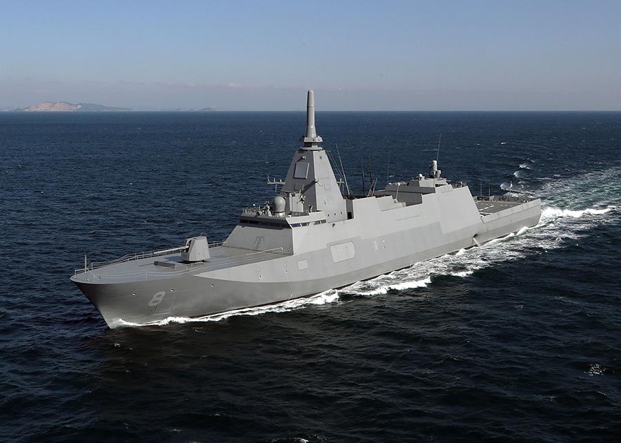 3,900トン型護衛艦「ゆうべつ」