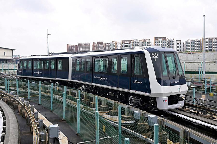 New Trains on the Sengkang-Punggol LRT (Photo courtesy of SBS Transit LTD)
