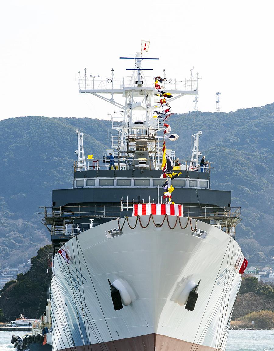 「ふじ」命名・進水式の様子