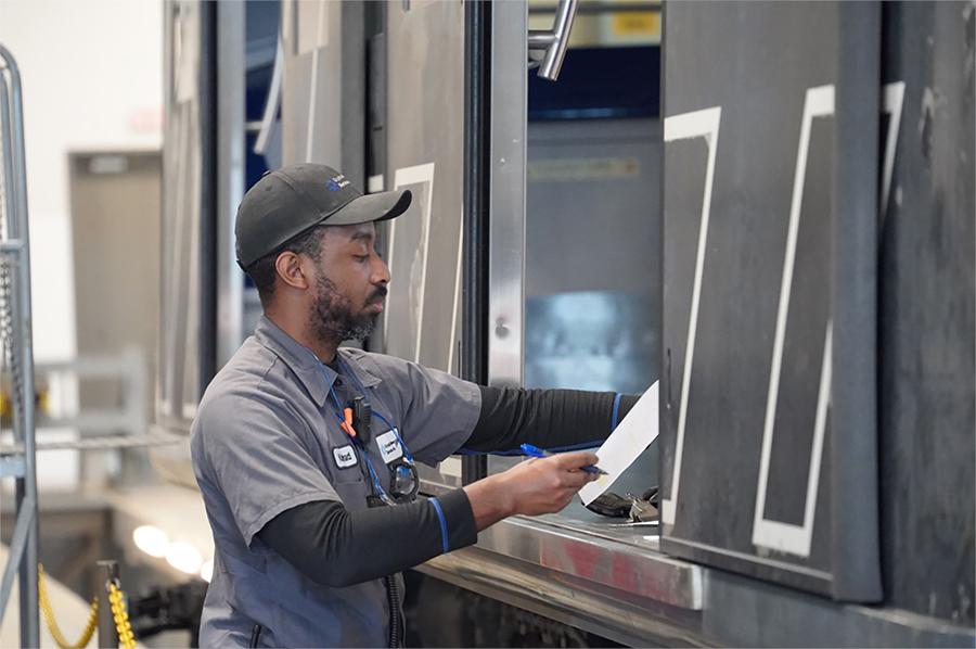 CMSI Employees Supporting the Stable Operations of APM Systems2