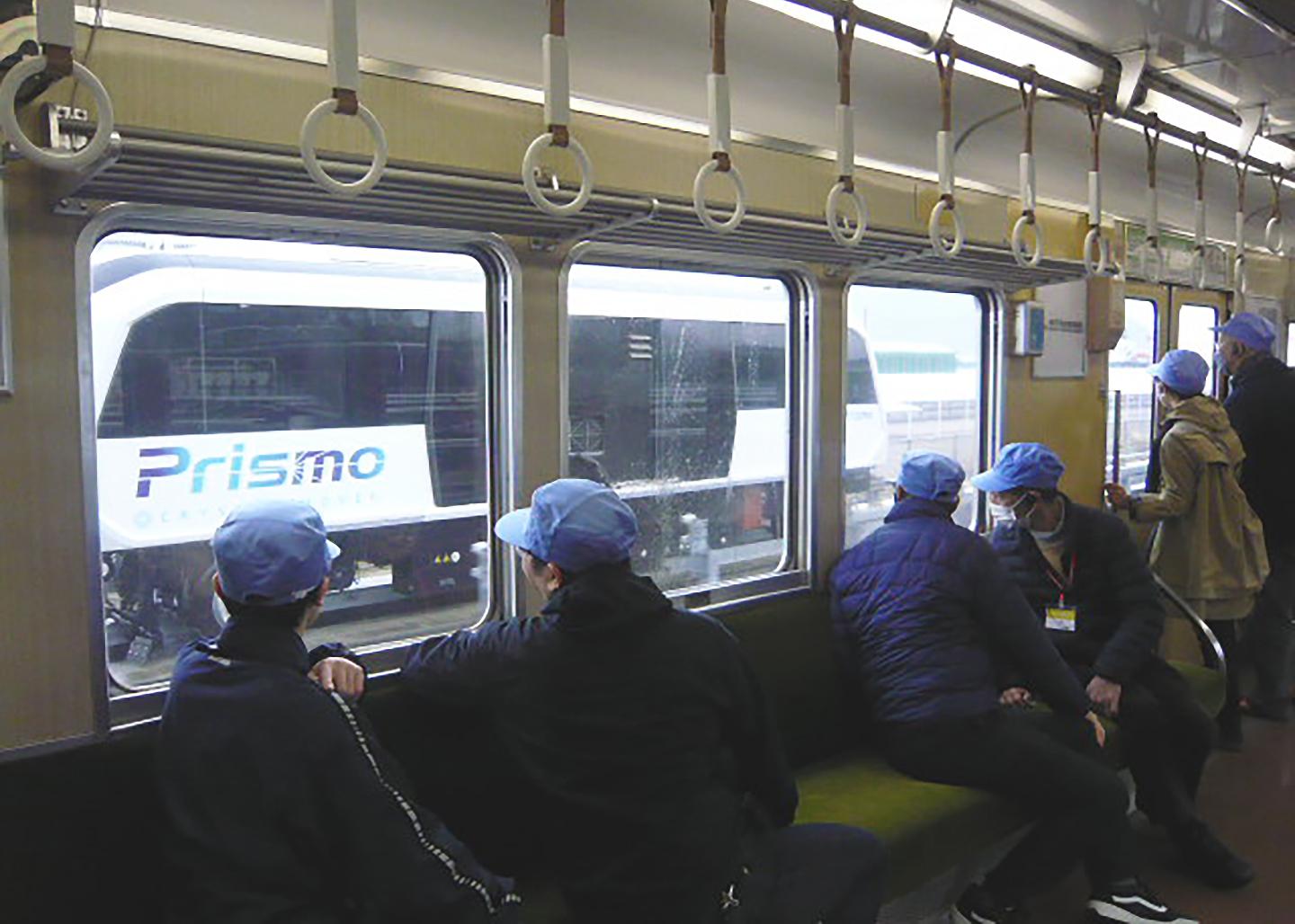 「Prismo」試験車両の走行試験を見学