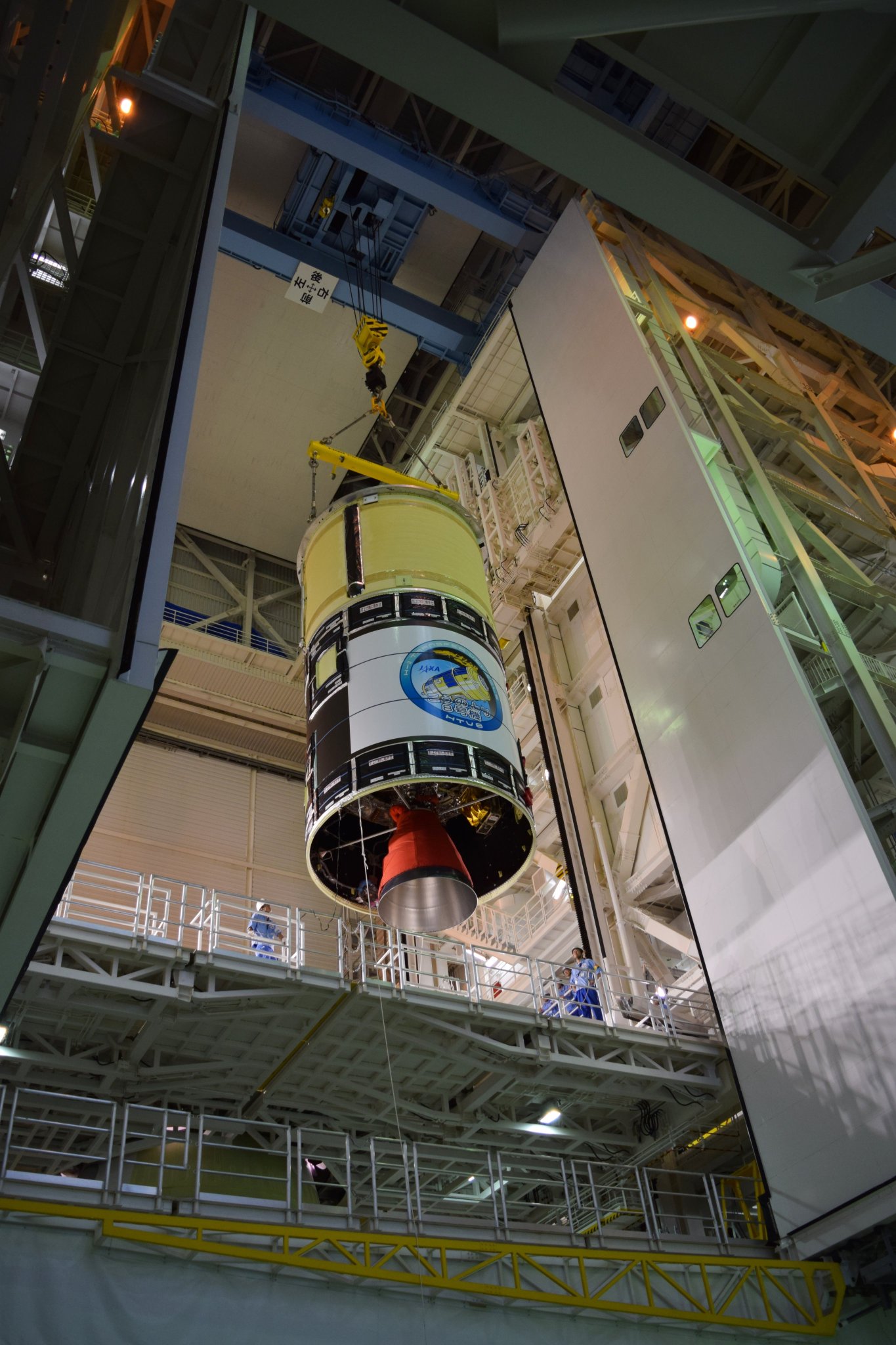 7月3日 第1段ロケット、第2段ロケットを結合しました